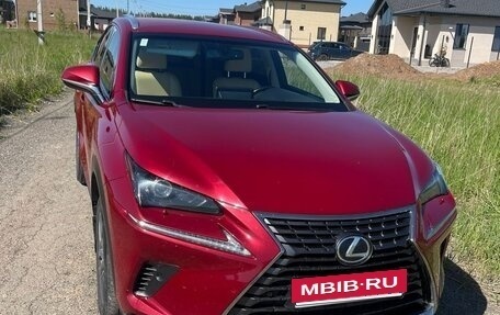 Lexus NX I, 2018 год, 2 990 000 рублей, 3 фотография