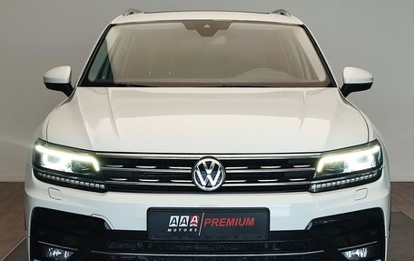 Volkswagen Tiguan II, 2020 год, 3 600 000 рублей, 2 фотография