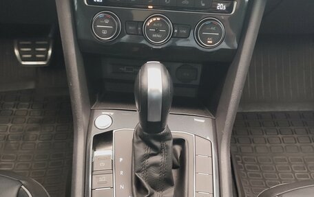 Volkswagen Tiguan II, 2020 год, 3 600 000 рублей, 17 фотография