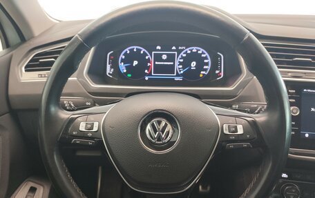 Volkswagen Tiguan II, 2020 год, 3 600 000 рублей, 16 фотография