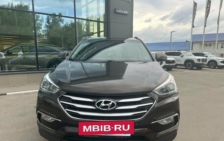 Hyundai Santa Fe III рестайлинг, 2018 год, 2 149 000 рублей, 2 фотография