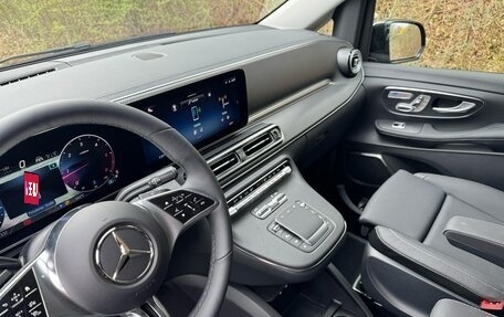 Mercedes-Benz V-Класс, 2024 год, 13 980 000 рублей, 5 фотография