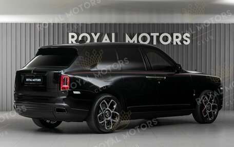 Rolls-Royce Cullinan, 2021 год, 42 399 000 рублей, 5 фотография