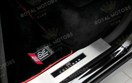 Rolls-Royce Cullinan, 2021 год, 42 399 000 рублей, 8 фотография