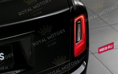 Rolls-Royce Cullinan, 2021 год, 42 399 000 рублей, 6 фотография