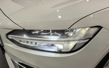 Volvo S90 II рестайлинг, 2018 год, 1 995 000 рублей, 15 фотография