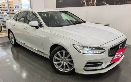 Volvo S90 II рестайлинг, 2018 год, 1 995 000 рублей, 9 фотография