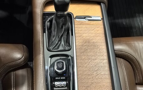 Volvo S90 II рестайлинг, 2018 год, 1 995 000 рублей, 24 фотография