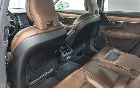 Volvo S90 II рестайлинг, 2018 год, 1 995 000 рублей, 23 фотография