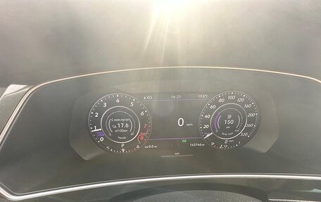 Volkswagen Tiguan II, 2018 год, 3 150 000 рублей, 12 фотография
