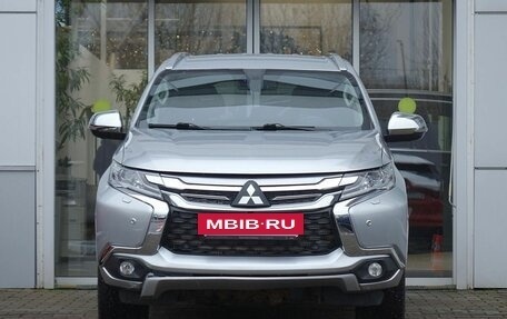 Mitsubishi Pajero Sport III рестайлинг, 2019 год, 2 320 000 рублей, 4 фотография