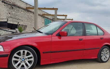 BMW 3 серия, 1994 год, 305 000 рублей, 1 фотография