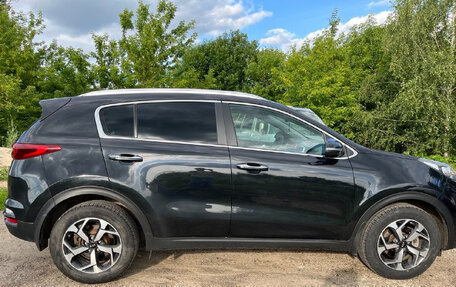 KIA Sportage IV рестайлинг, 2021 год, 1 870 000 рублей, 2 фотография
