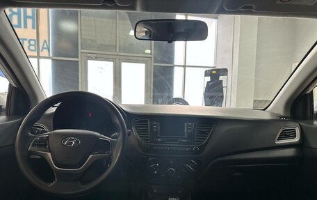 Hyundai Solaris II рестайлинг, 2019 год, 799 000 рублей, 10 фотография