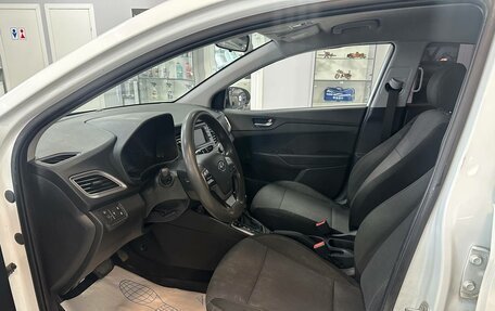 Hyundai Solaris II рестайлинг, 2019 год, 799 000 рублей, 15 фотография