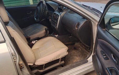 Mitsubishi Carisma I, 2003 год, 350 000 рублей, 4 фотография