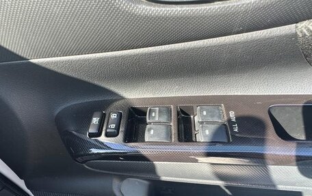 Toyota Wish II, 2017 год, 1 300 666 рублей, 13 фотография