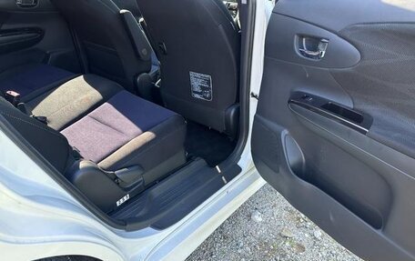 Toyota Wish II, 2017 год, 1 300 666 рублей, 14 фотография