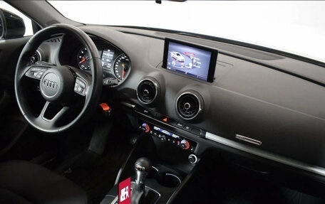 Audi A3, 2020 год, 2 200 000 рублей, 19 фотография