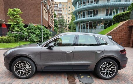 Porsche Macan I рестайлинг, 2017 год, 4 900 000 рублей, 7 фотография