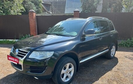 Volkswagen Touareg III, 2009 год, 1 290 000 рублей, 2 фотография