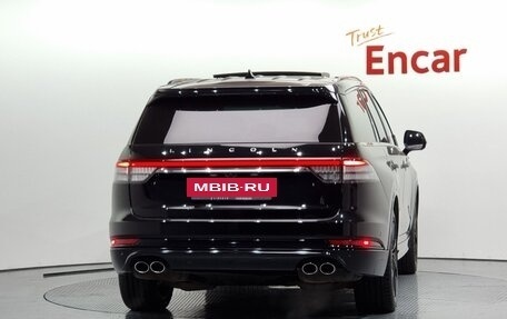 Lincoln Aviator II, 2023 год, 6 060 000 рублей, 4 фотография