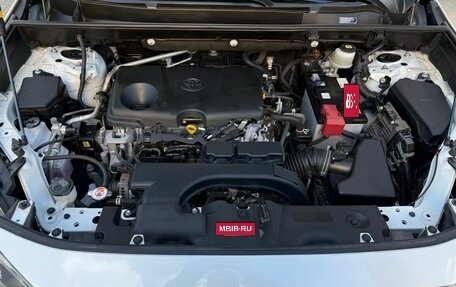Toyota RAV4, 2022 год, 4 900 000 рублей, 9 фотография