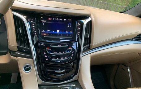 Cadillac Escalade IV, 2019 год, 5 099 000 рублей, 20 фотография