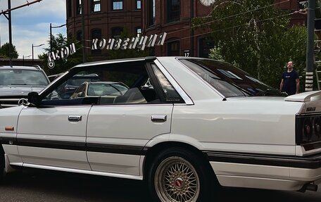 Nissan Skyline, 1988 год, 1 600 000 рублей, 7 фотография