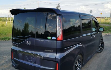 Honda Stepwgn IV, 2015 год, 1 800 000 рублей, 4 фотография
