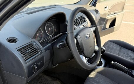 Ford Mondeo III, 2001 год, 240 000 рублей, 26 фотография