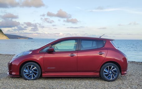 Nissan Leaf I, 2017 год, 1 100 000 рублей, 2 фотография