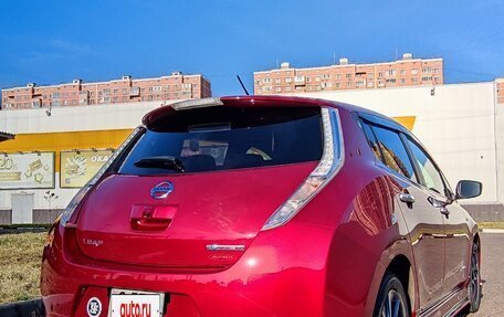 Nissan Leaf I, 2017 год, 1 100 000 рублей, 24 фотография