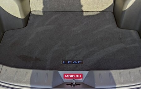 Nissan Leaf I, 2017 год, 1 100 000 рублей, 11 фотография