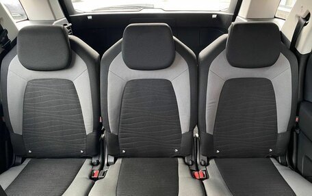 Citroen C4 Picasso II рестайлинг, 2014 год, 700 000 рублей, 19 фотография