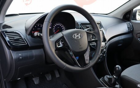 Hyundai Solaris II рестайлинг, 2013 год, 830 000 рублей, 7 фотография
