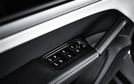 Porsche Cayenne III, 2023 год, 15 700 000 рублей, 10 фотография
