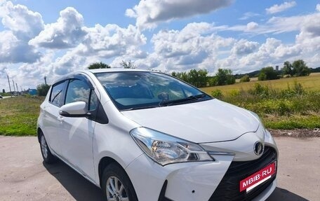 Toyota Vitz, 2019 год, 1 039 000 рублей, 2 фотография