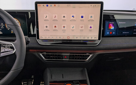 Volkswagen Tiguan, 2024 год, 6 002 550 рублей, 11 фотография