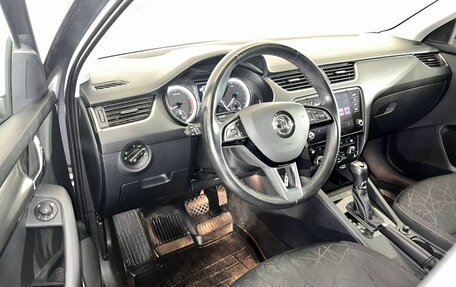 Skoda Octavia, 2019 год, 1 837 000 рублей, 9 фотография