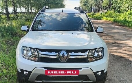 Renault Duster I рестайлинг, 2016 год, 1 250 000 рублей, 2 фотография