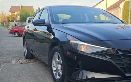 Hyundai Elantra, 2022 год, 1 450 000 рублей, 5 фотография