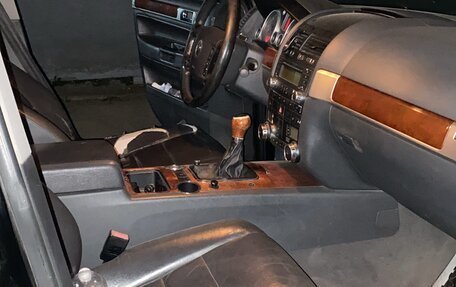 Volkswagen Touareg III, 2005 год, 380 000 рублей, 6 фотография