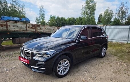 BMW X5, 2019 год, 6 450 000 рублей, 2 фотография