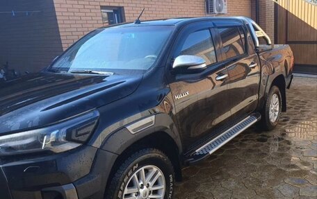 Toyota Hilux VIII, 2015 год, 2 750 000 рублей, 3 фотография