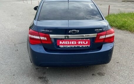 Chevrolet Cruze II, 2011 год, 670 000 рублей, 2 фотография