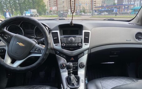 Chevrolet Cruze II, 2011 год, 670 000 рублей, 24 фотография