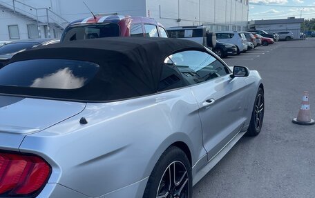 Ford Mustang VI рестайлинг, 2017 год, 2 950 000 рублей, 6 фотография