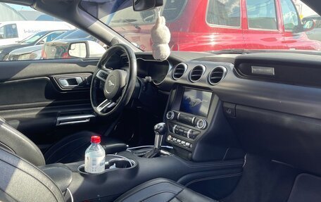 Ford Mustang VI рестайлинг, 2017 год, 2 950 000 рублей, 10 фотография