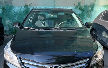 Hyundai Solaris II рестайлинг, 2015 год, 790 000 рублей, 2 фотография